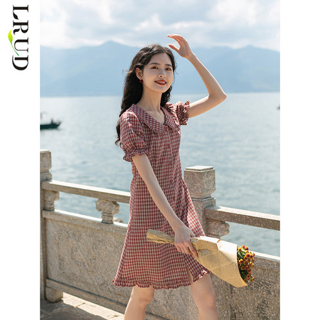 LRUD SJY20139 女士红色泡泡袖连衣裙